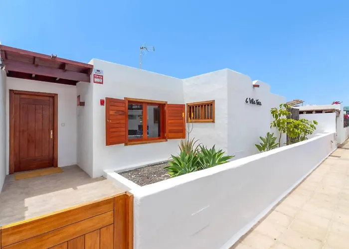 Villa Tina By Puerto del Carmen (Lanzarote)