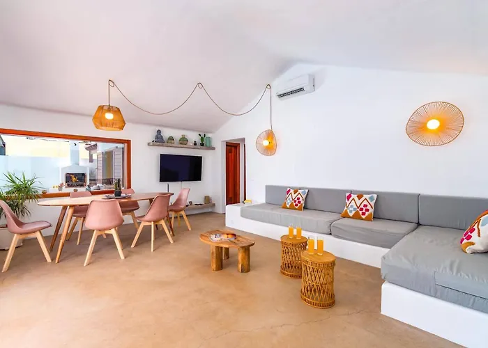 Villa Tina By Puerto del Carmen (Lanzarote)