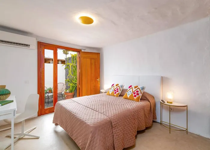 Tina By Puerto del Carmen